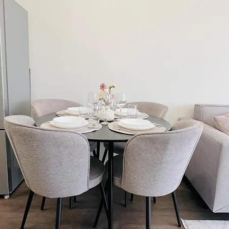 Apartment In&p - Location